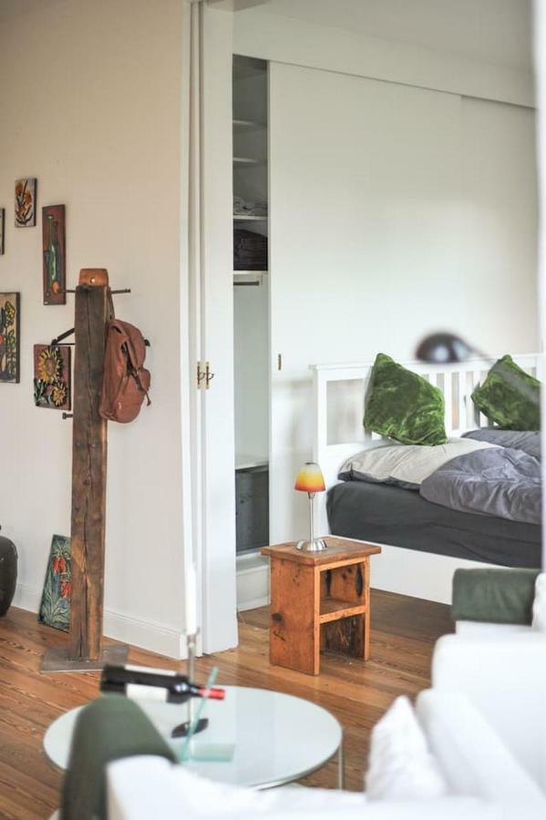 Kanalvilla - Urlaub Am Nord-Ostseekanal - Zwei Ferienwohnungen Im Angebot- Eine Im Dachgeschoss Und Eine Wohnung Mit Garten Sehestedt  Bagian luar foto